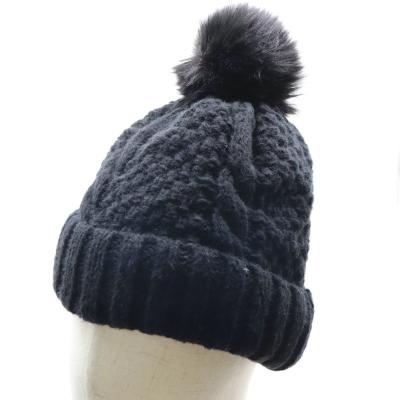 China COMMON Womens Beanie with Pom Pom Knit Beanie Hats for Women Winter and Fall Fashionable Warm Winter Hats for Ladies for sale