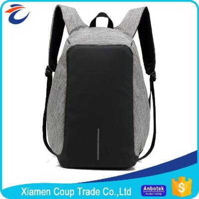 China Mochila impermeable del ordenador portátil/mochila ligera del ordenador con el puerto de la carga por USB en venta