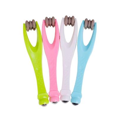 China Fingers and Toes Magnetite Hand Held Hand Joint Massager Finger Massage Roller for sale