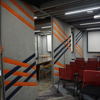 China Contemporary Acoustic Mobile Wall For Training Room and School for sale