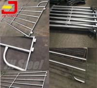 Chine le métal de 2.1x1.8m a galvanisé les panneaux en acier de bétail pour des chevaux à vendre
