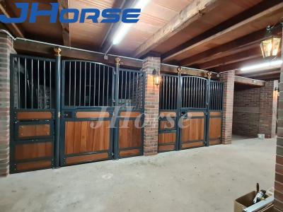 China Modern Powder Coated Temporary Horse Stalls With Boarding Facilities for sale