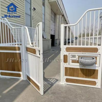 China Practical Horse Stable / Horse Stall Easy to Install Strong and Beautiful Welded Weave for Farms for sale