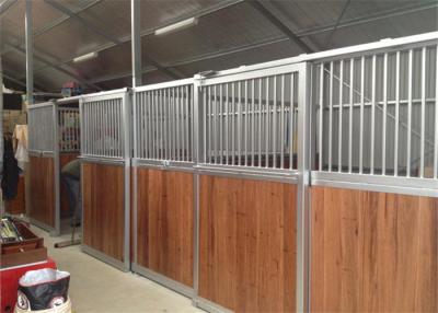 China 10ft 12ft European Galvanized Steel Indoor Horse Stable Panels Rust-Resistant for sale