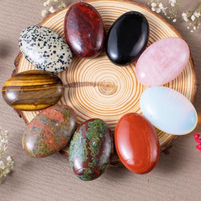 China Massage Natural Crystal Tumbled Palm Stone Gemstone Handheld Crystal Healing Stone Crafts for Worry Stress Therapy Message for sale