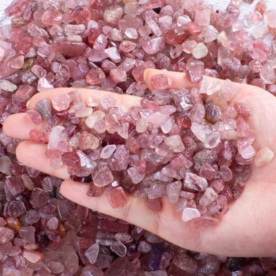 China China Hot Sales Strawberry Quartz Crystal Tumbled Chips Gemstone For Healing Wicca Supplies Reiki Yoga Meditation Home Decor for sale