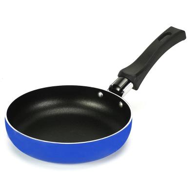 China Viable Small Size 12cm Egg Frying Pan Aluminum Non Stick Fry Pan for sale