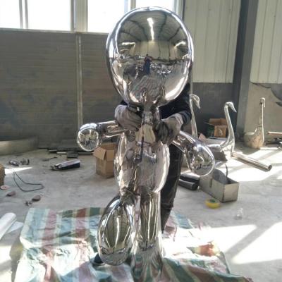 China People Art Polished Stainless Steel Sculpture with Abstract Characters for sale