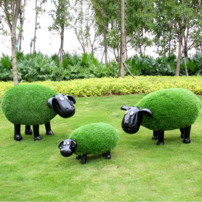 China Green Shawn Sheep Resin Animal Sculpture from Europe for Garden Park Decoration for sale