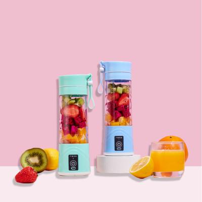 China Protable Juicer Mini Blender Home USB Rechargeable 6 Blade Juicer Machine Fruit Juice Portable Blenders for sale