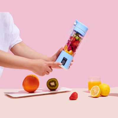 China Good Quality Hot Slow Juicer Sugarcane Juicer Protable Squeezer Sell Wheat Straw Fruit Portable Citrus Juicer for sale