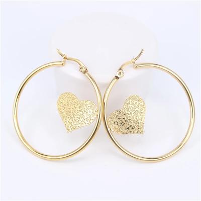 China TRENDY Stainless Dangle Gold Plated Metal Hip Heart Shaped Inlaid Hop Earrings Gold Wire Fashion Abstract Brazilian Loose Gold Jewelry for sale