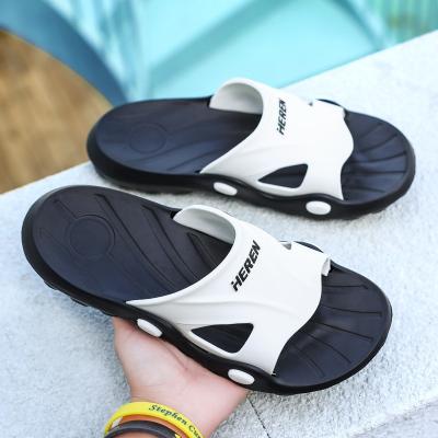 China Manufacturer direct sale durable 2021 new style personalized beach trend outdoor slippers by outdoor wear for lovers for sale