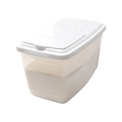 China 16 Kg Kitchen Storage Box Sustainable Food Transfer Sealed Box Rice Container Box With Measuring Cup for sale