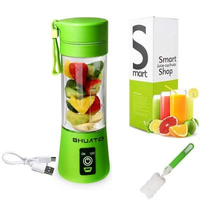 China Portable Blender Outdoor Personal Electric Rechargeable Fruit Mini Usb Size Blender for Home and Travel for sale