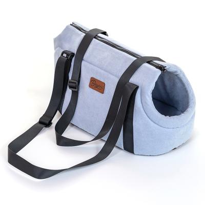 China Small Size Breathable Tote Dog Carrier Bag Luxury Soft Comfortable Breathable Pet Carrier for sale