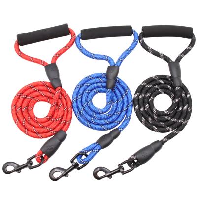 China 2021 Lights 2021 Waterproof Pet Dog Collar And Leash Set Eco Friendly Modern Premium Pet Leash for sale