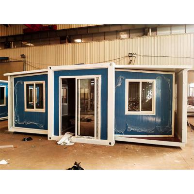 China Custom Luxury Modern Full Expandable Glass Wooden Hut Farmhouse Style Prefab Container Home for sale