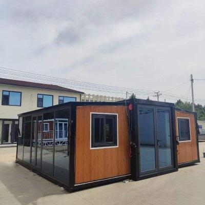 China Farm 40 Feet Prefab Portable Expandable Houses Sea Shipping Container House for sale