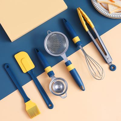 China Viable PP Kitchen Cookware Set Spatula Oil Skimmer Brush Food Steak Tongs Flour Beater Filter Egg Whites Separator Cooking Tools for sale