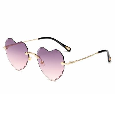 China 2022 new love heart love&roses heart-shaped sun glasses shades women wholesale sweet pink fashion for sale