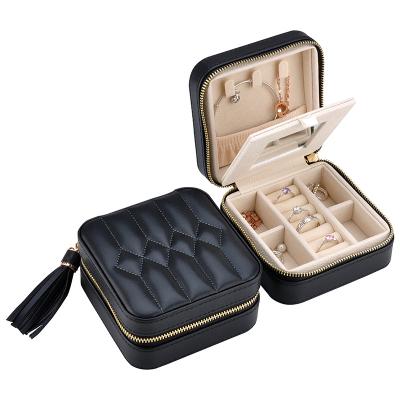 China Handcrafted Luxury Fashion Pattern Jewelry Boxes Small Quilted Material MDF+PU Leather+Velvet Leather Material Jewelry Carrying Case for sale