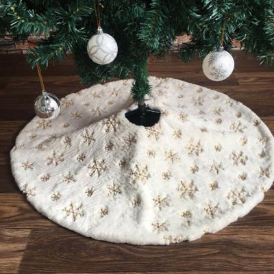 China Elegant Christmas Home Party Decor 78-122cm Christmas Tree Skirt Floor Base Mat Cover Plush Snow Embroidery Sequin Hot Christmas Decoration 2020 Christmas for sale