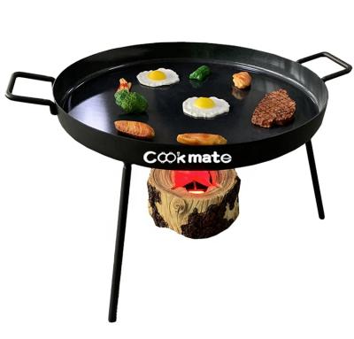 China Sustainable Campfire Griddle 40cm Black For Outdoor Camping With 3 Legs Pre-Seasoned Round Pan Removable for sale