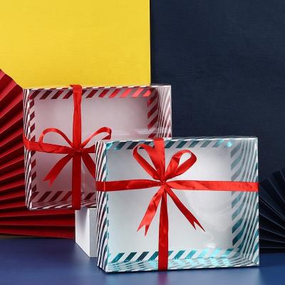 China Manufacturer Luxury Recyclable Food Packaging Custom Cake Boxes With Red Horizontal Stripes for sale