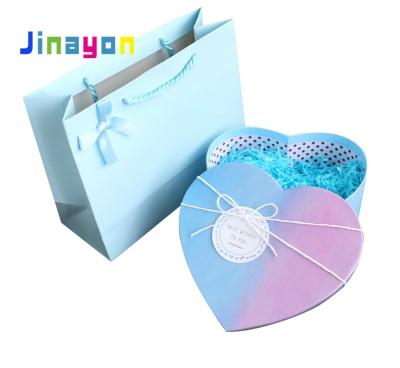 China Jinayon Recyclable Custom Size Packaging Box With Cardboard Bag Gradient Three Pieces Heart Shaped Gift Box for sale