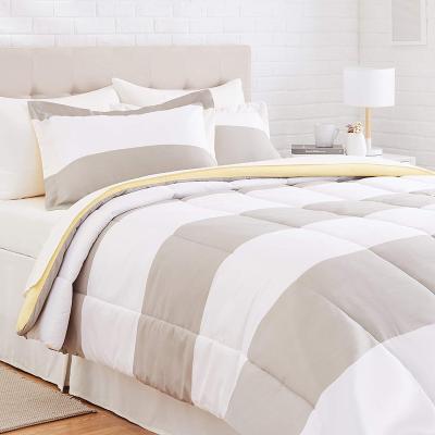 China 2021 New Design Custom Printing Fashion Comforter Flannel Bedding Set Anti-Static for sale