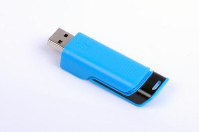 China OEM Branded Blue Plastic Pushable 8GB USB Memory Stick , FCC ROSH CE for sale