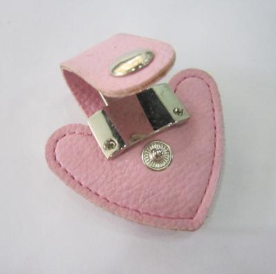 China Luxurious Pink Leather Heart Shape USB Flash Drives 8GB 16GB 32GB for sale