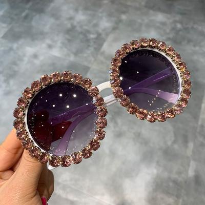 China 2022 Diamond Round Frame Sun Glass Shades Women Fashion Sun Glasses Personality Millionaire Rhinestone Sunglasses for sale