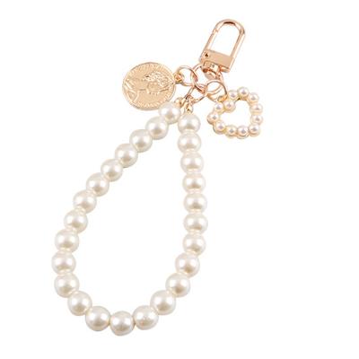 China Promotion Gift Insist Fashion Heart Pearl Key Chain Gift Key Chains Metals Custom Metal Key Chains Metal Key Chains for sale