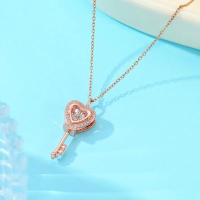 China Fashion Women's Stainless Steel Pendant Fashion Diamond Jewelry Brass Gold-Plated Necklace for sale