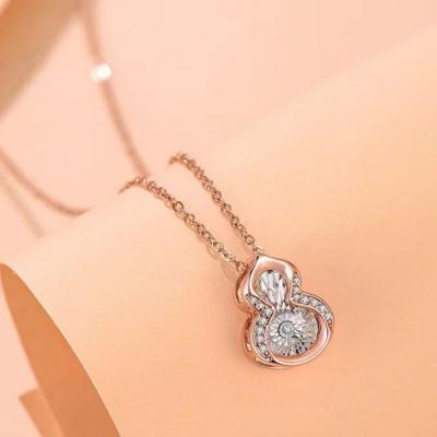 China Fashion Fashion Women's Diamond Necklace Stainless Steel Pendant Gold-plated Jewelry for sale