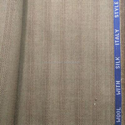 China Worsted Wool Anti-Static Herringbone Silk Weave Fabric With Selvage for sale