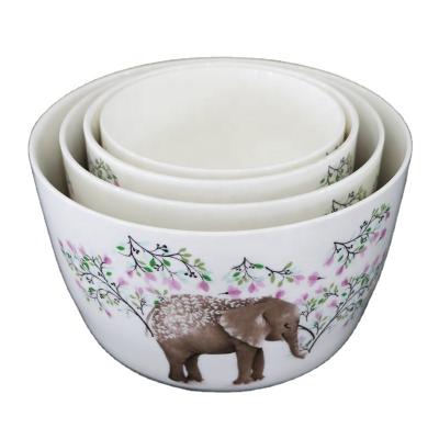 China 4 Viable Porcelain Serving Bowls With Elegant Glaze Custom Ceramic Baking Bowl Salad Bowl With Plastic Lid for sale