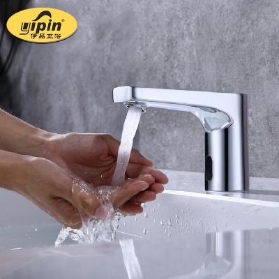 China Infrared Popular Styles Hand Sensor Faucets Sense Faucet Basin Faucet Freestanding Deck Mounted Single Hole Touchless Faucets for sale