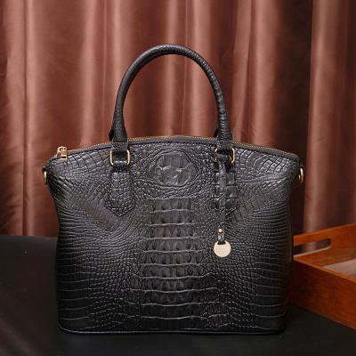 China Hot Selling Vintage Women Oil Wax Luxury Black Skin Handbags Multifunctional Shoulder Bags Tote Bags For Ladies for sale