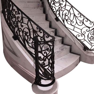 China Traditional Spiral Staircase Wrought Iron Balustrade Exterior Wrought Iron Fence for sale