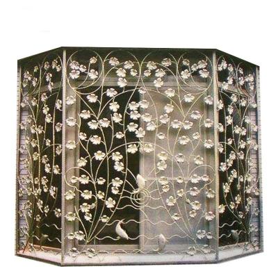 China Water Resistant Beautiful Home Security Iron Window Grille Modern Design for sale