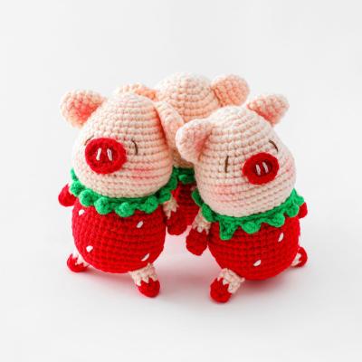 China Wool Strawberry Pig Zhen Pig Toy Pendant Decoration Or Doll Finished Key Friend Crochet Gift Chain Ornaments for sale