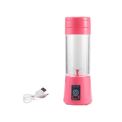 China Multifunctional Portable Blender Juicer Cup Custom Logo Usb Rechargeable Portable Blender Kitchen Blender Squeezer for sale