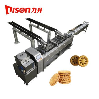 China Snack Factory Fast Speed ​​Small Chocolate Cream Cookie Squeezing Machine With Conveyor Belt for sale