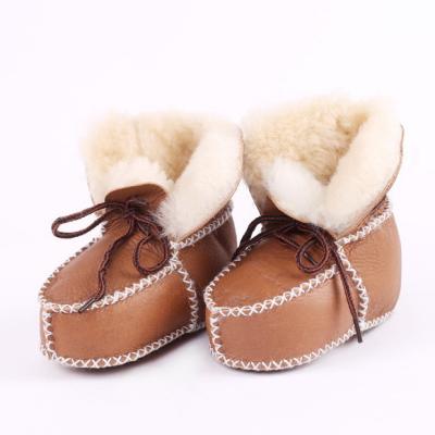 China Handmade Genuine Warm Sheep Winter Snow Sheepskin Wool Leather Booties Anti-Slippery Shoes For Toddler Newborn Babies for sale