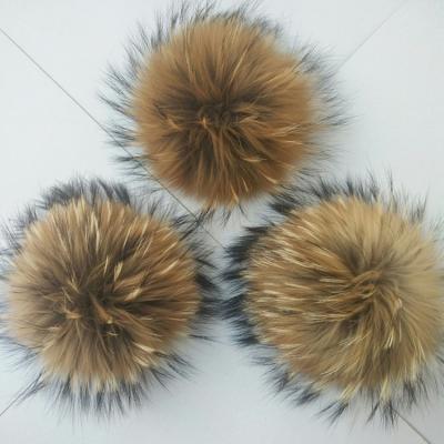 China Newest 15m real raccoon fur pompoms auto upholstery competitive price with snaps buttons attachments for sale