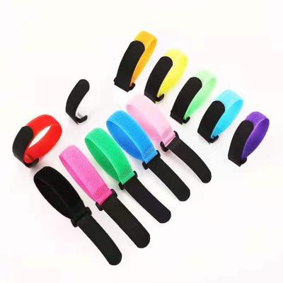 China China Manufacturer Self Adhesive Custom Size Eco-Friendly Soft Adjustable Hook And Loop Strap Velcroes for sale