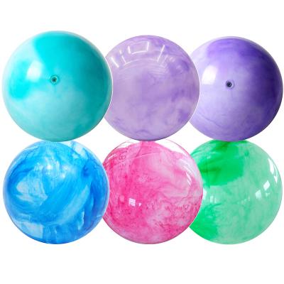 China Toy Yexi Wholesale Rhythmic Gymnastics Inflatable Ball PVC Customized Colorful Rainbow Gym Pilates Ball Inflatable Cloud Yoga Ball AQ8M805 en venta